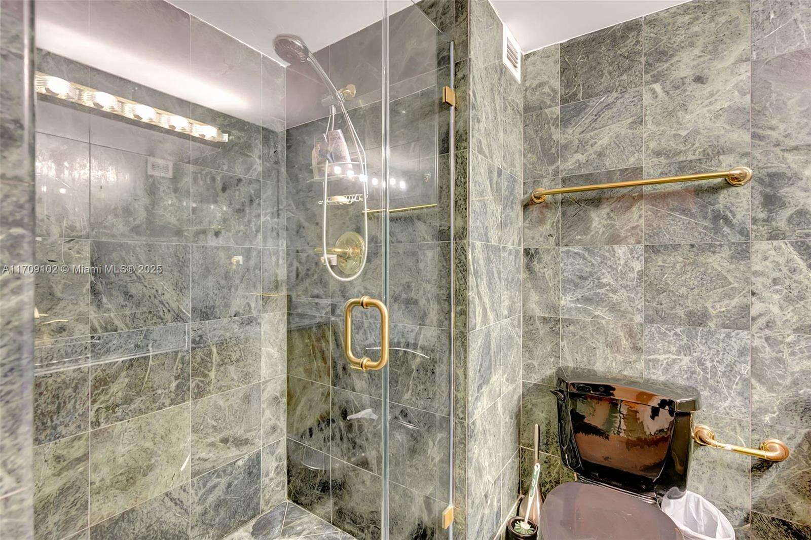 Roney Palace Unit #1206 | Picture 14