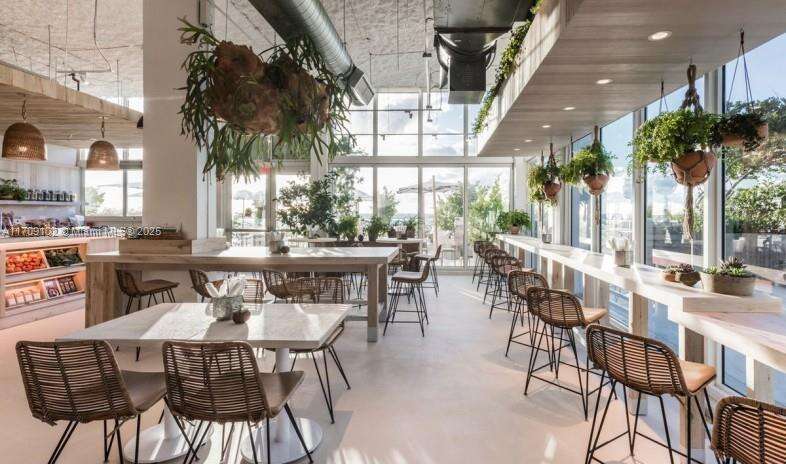 Roney Palace Unit #1206 | Picture 23