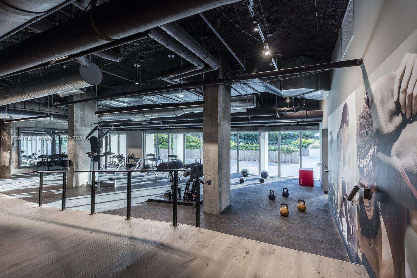 Roney Palace Unit #1206 | Picture 32