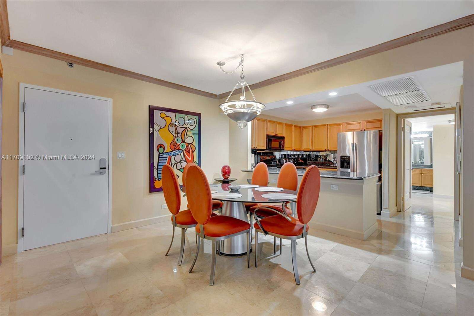 Roney Palace Unit #1206 | Picture 7