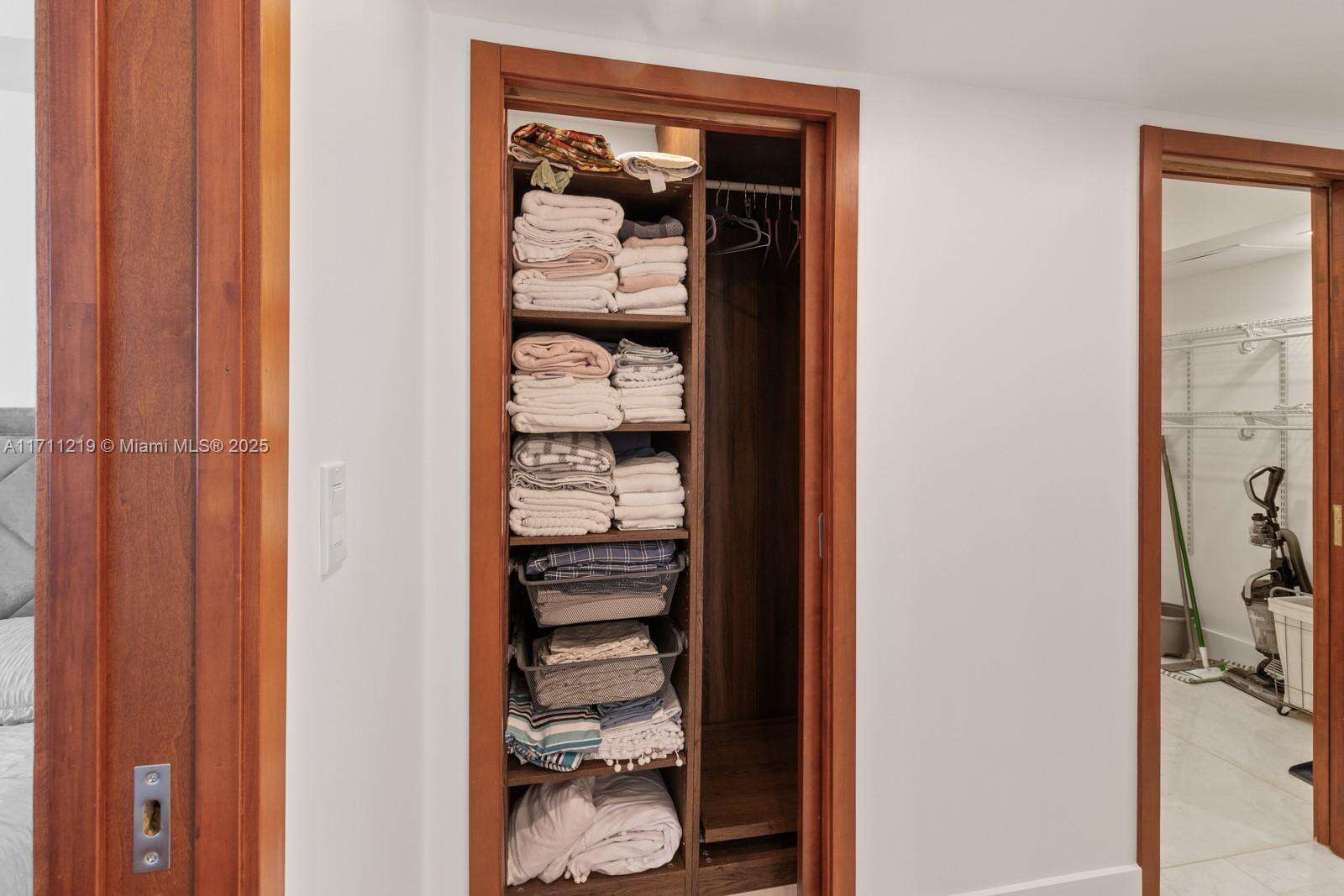 Roney Palace Unit #1410 | Picture 19