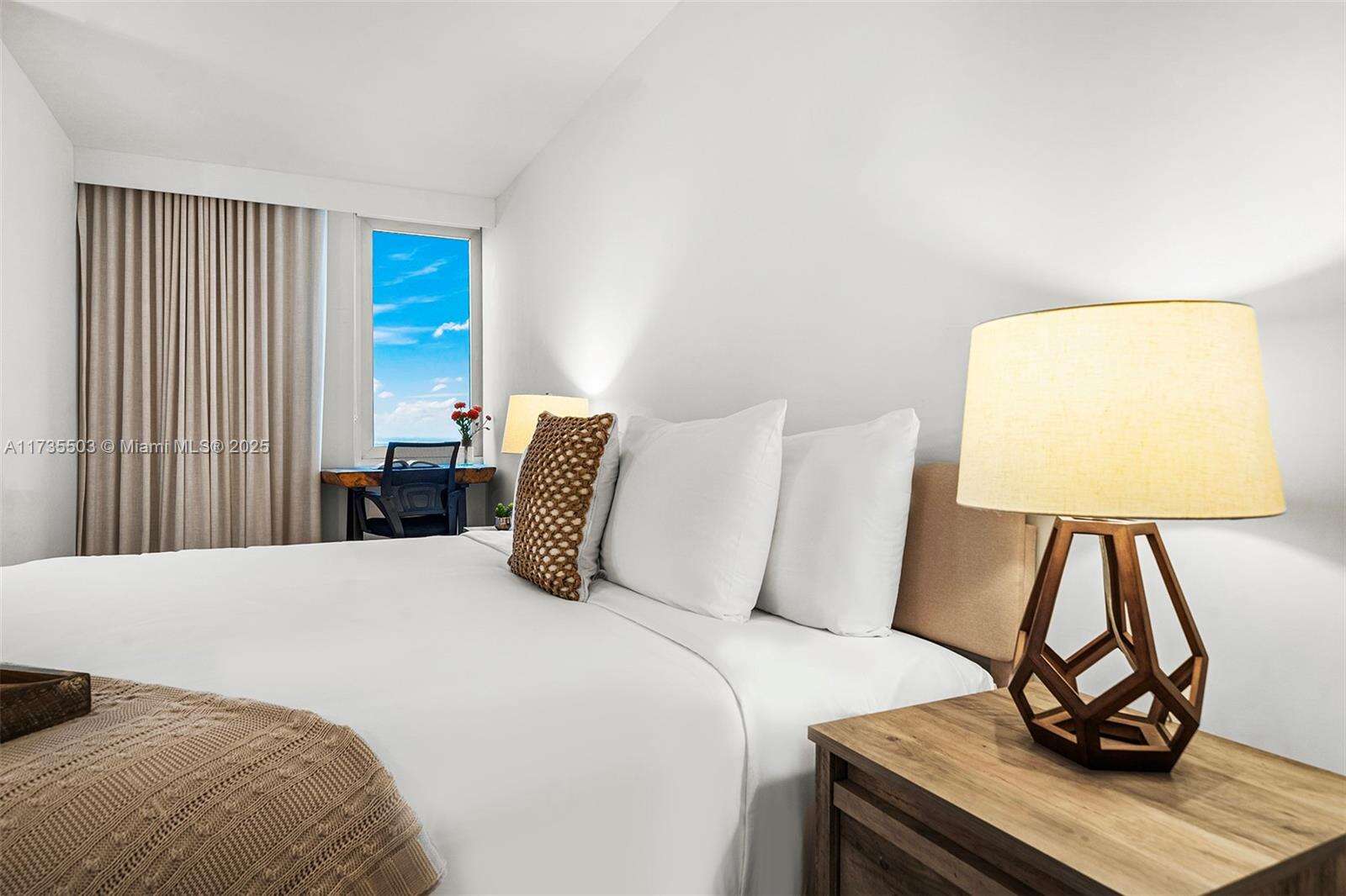 Roney Palace Unit #11281129 | Picture 15