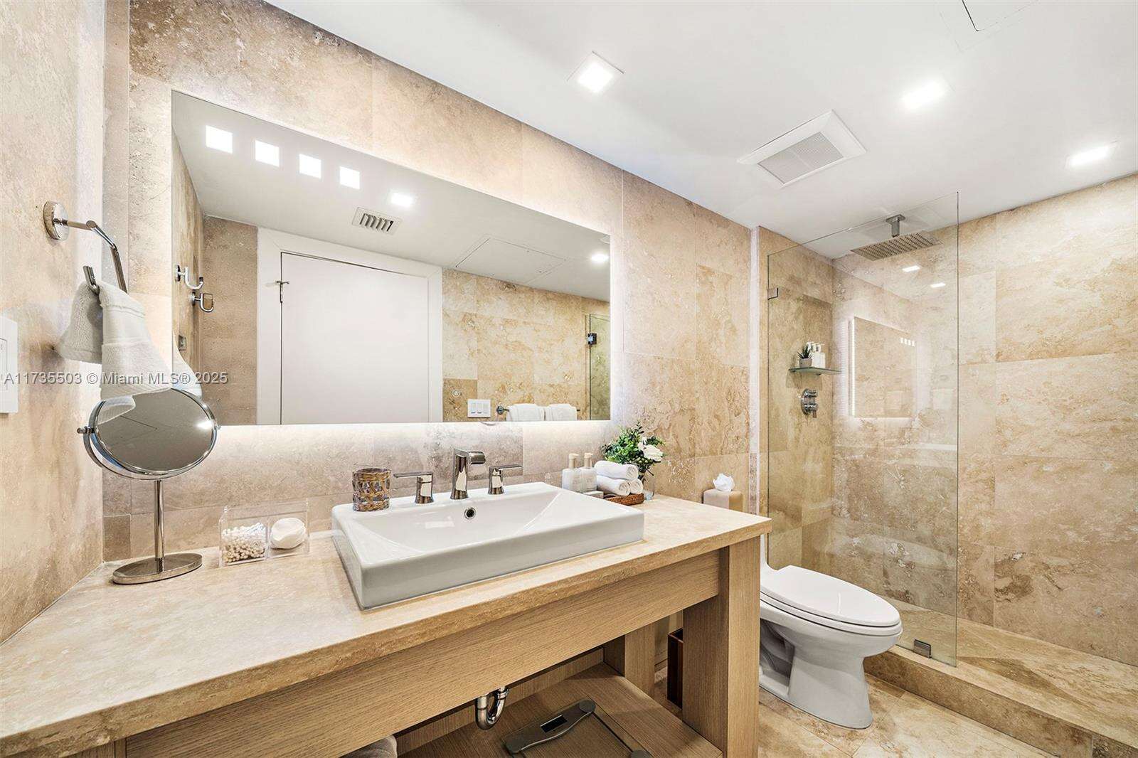 Roney Palace Unit #11281129 | Picture 30