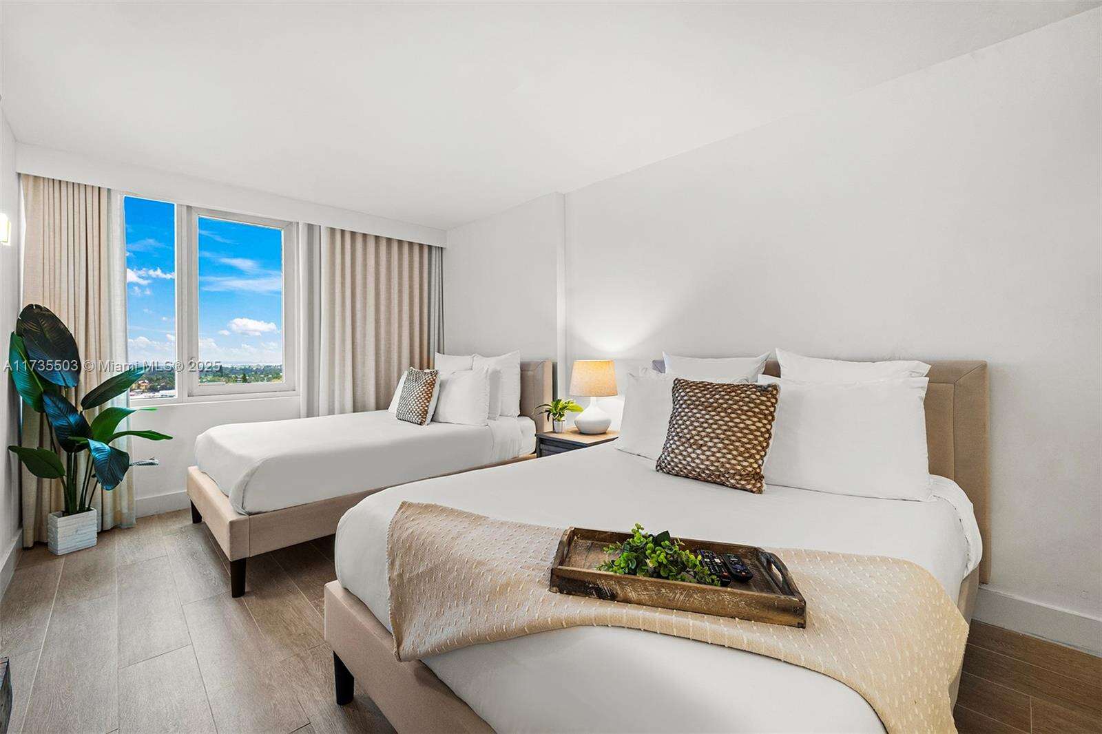 Roney Palace Unit #11281129 | Picture 5