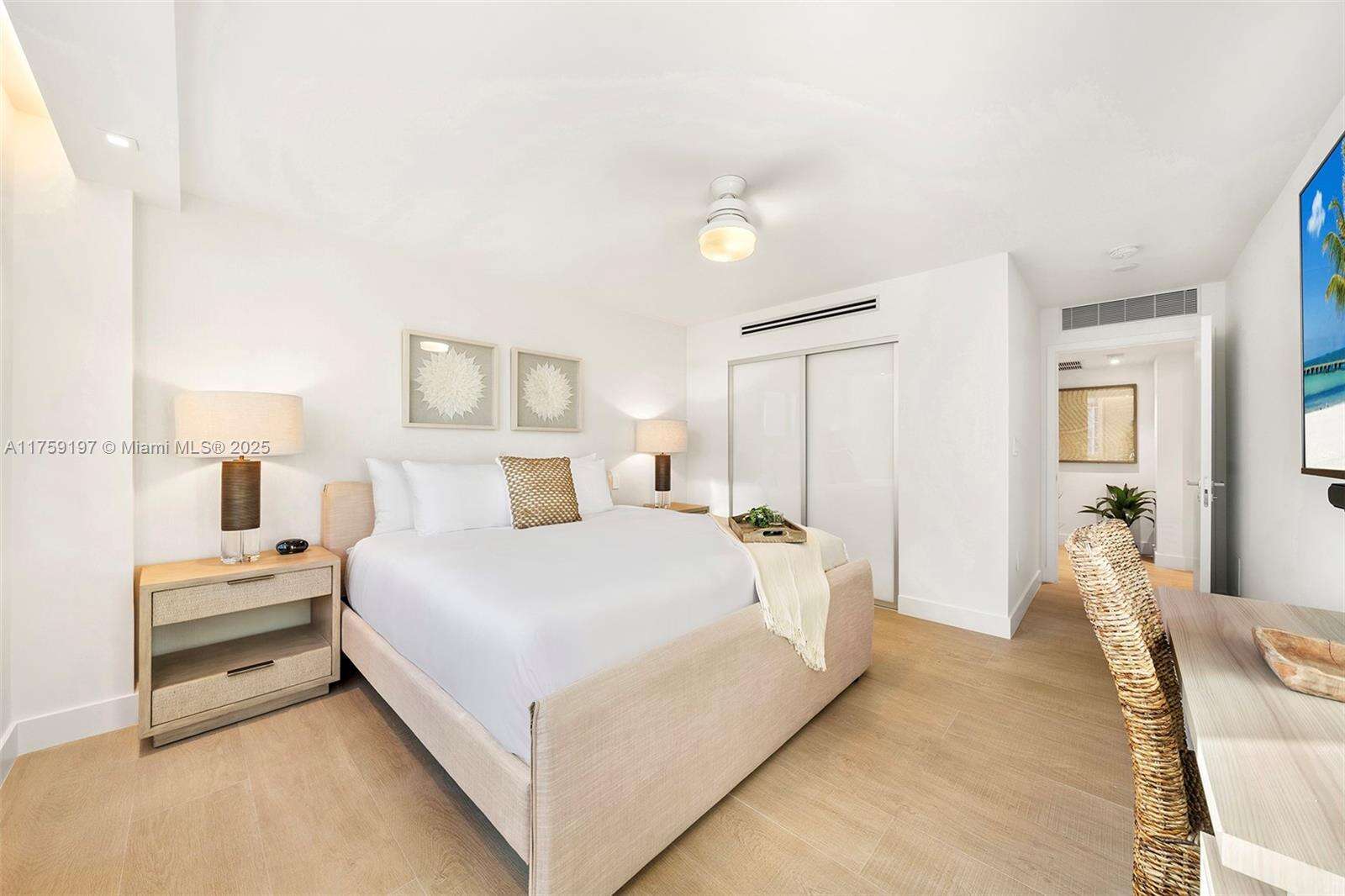 Roney Palace Unit #6072B | Picture 30