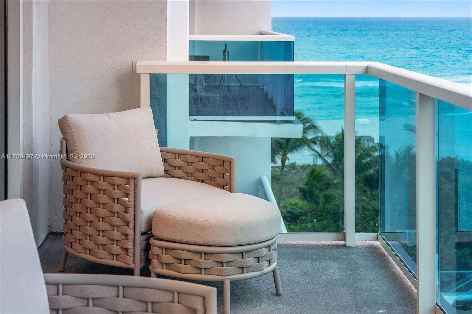 Roney Palace Unit #6072B | Picture 35