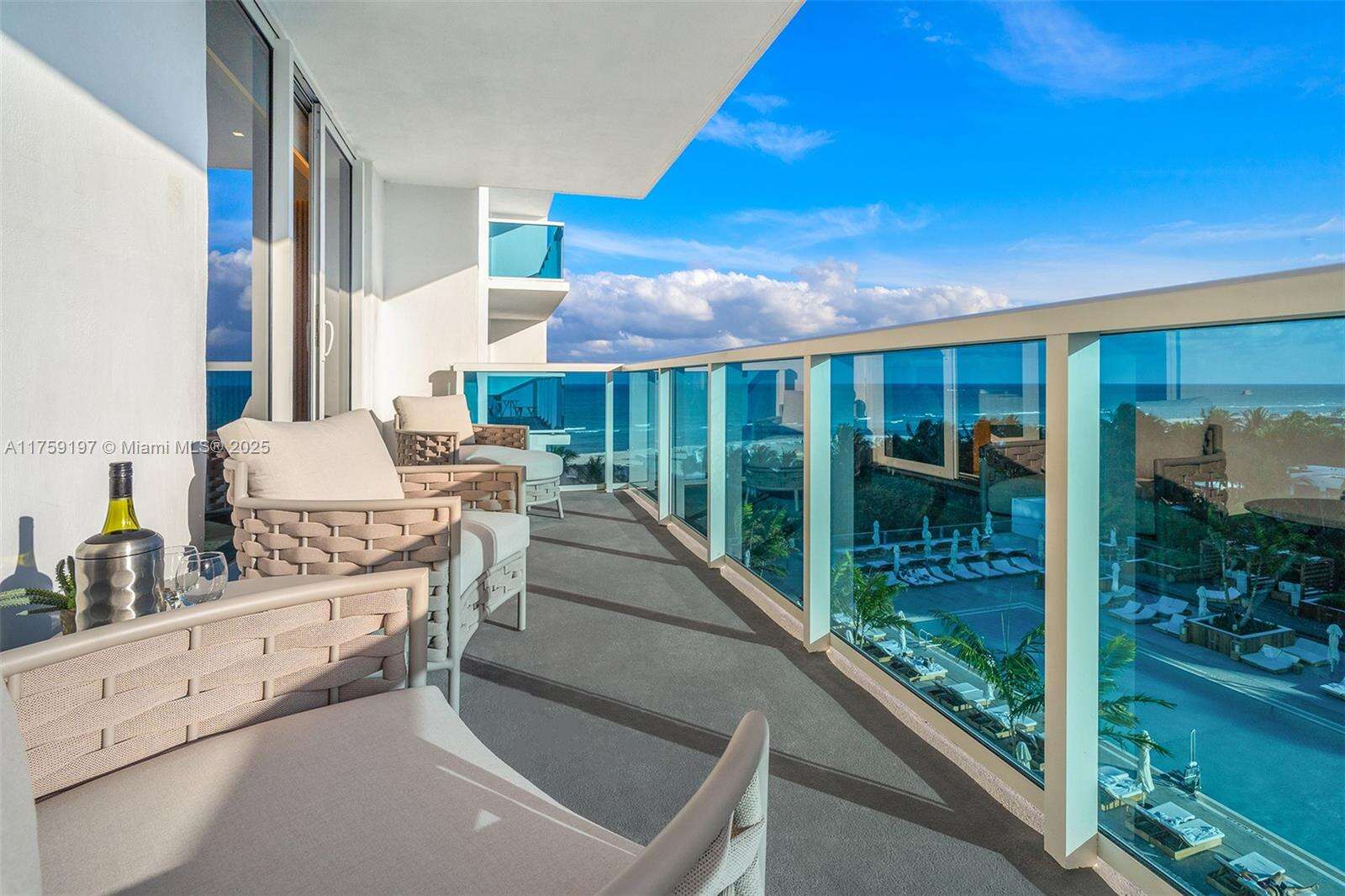 Roney Palace Unit #6072B | Picture 41