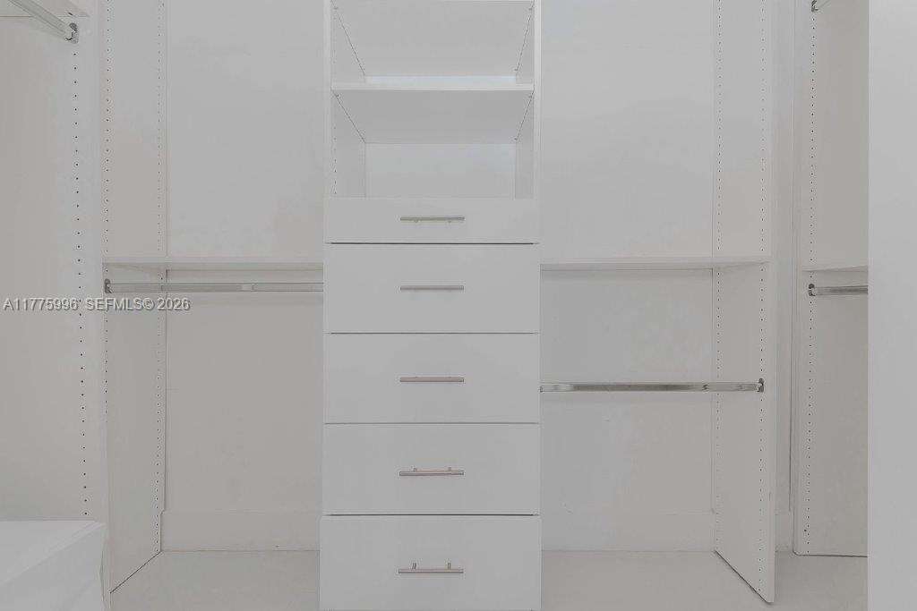 Roney Palace Unit #1624 | Picture 35