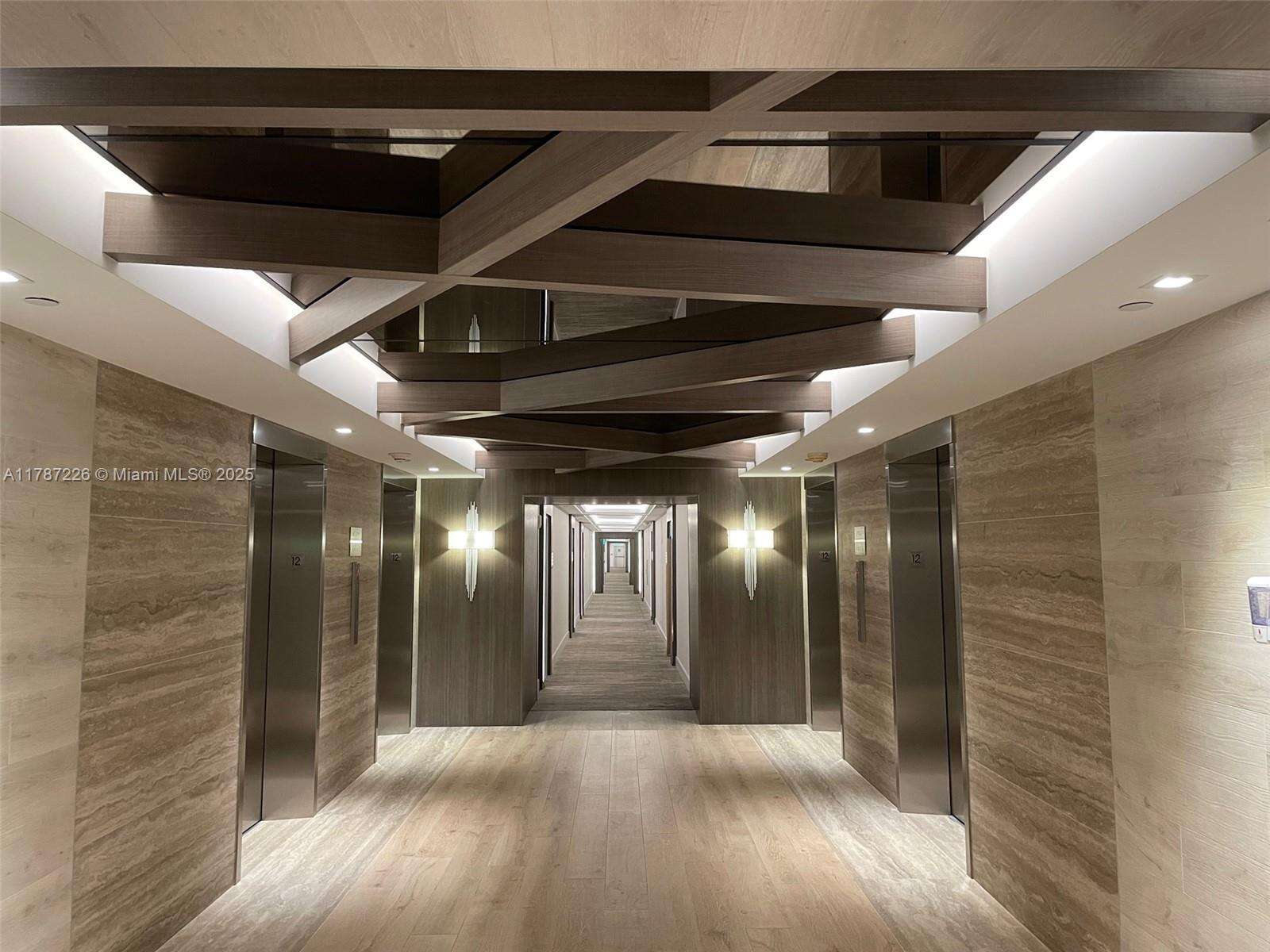 Roney Palace Unit #1221 | Picture 2