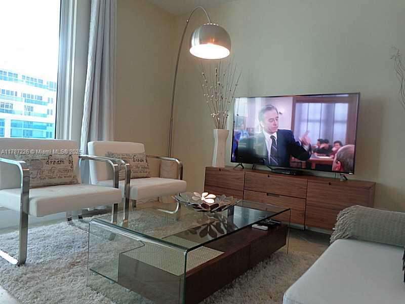 Roney Palace Unit #1221 | Picture 14