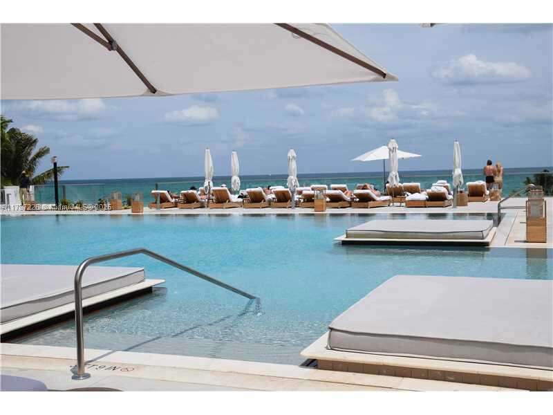 Roney Palace Unit #1221 | Picture 25