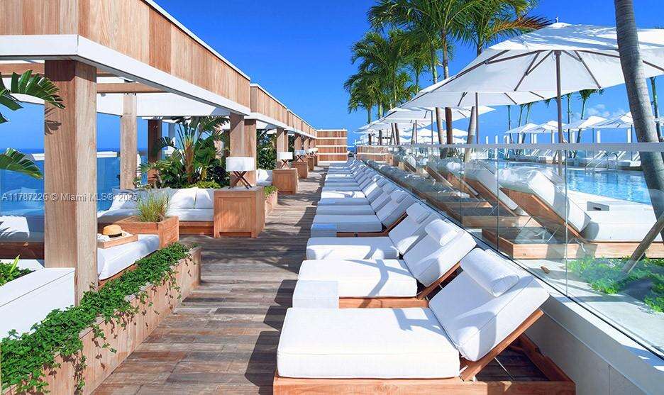 Roney Palace Unit #1221 | Picture 44