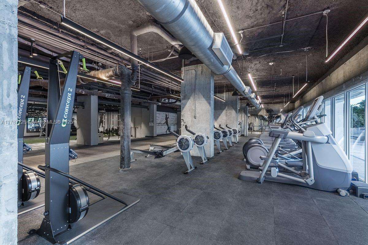 Roney Palace Unit #1221 | Picture 49