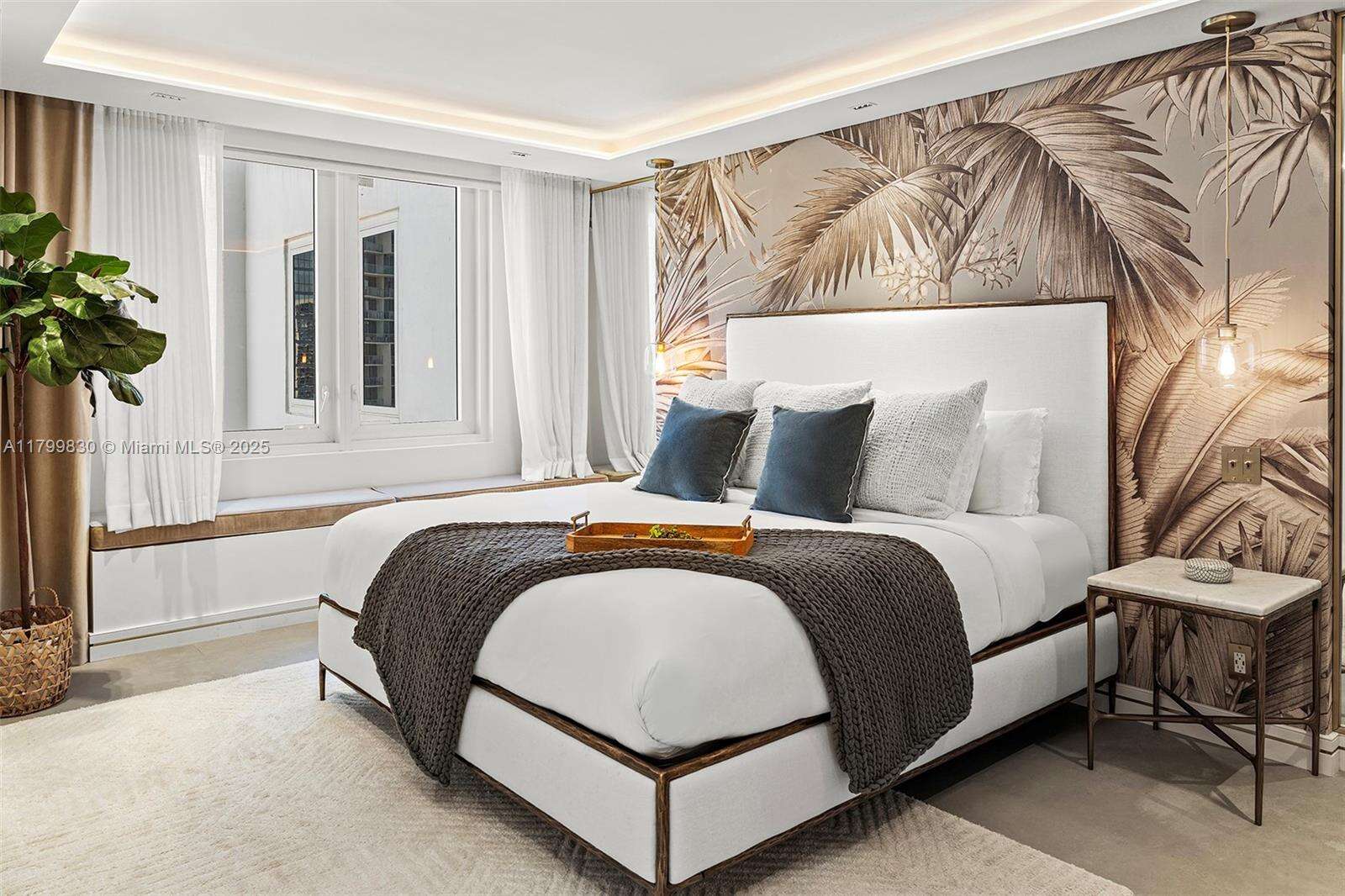 Roney Palace For Rent | Unit #1201