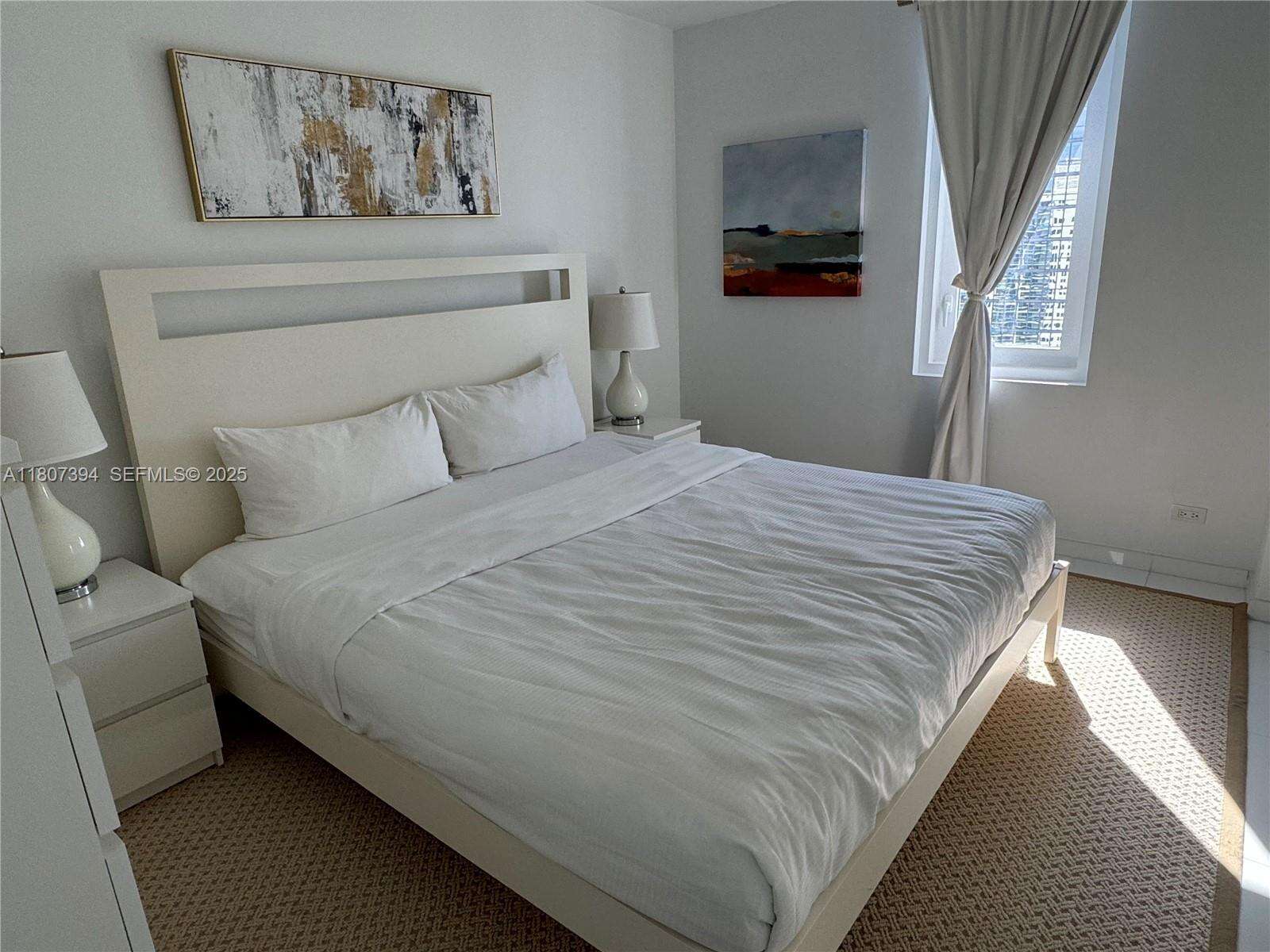 Roney Palace Unit #1538 | Picture 3