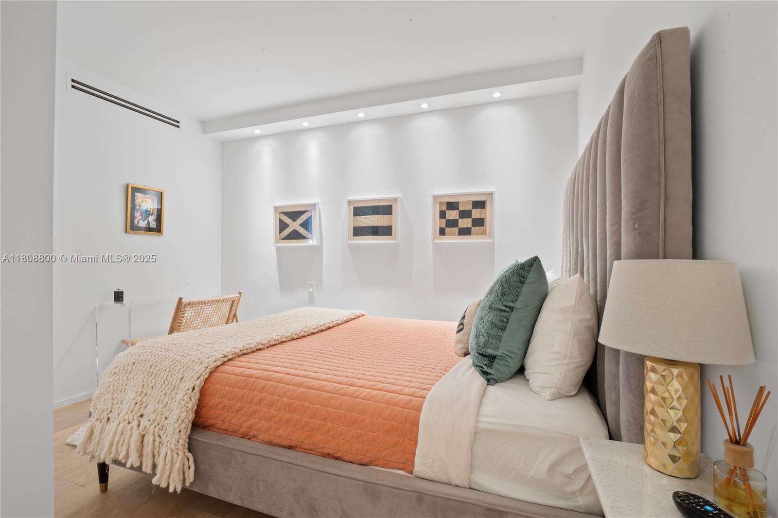 Roney Palace Unit #624 | Picture 15