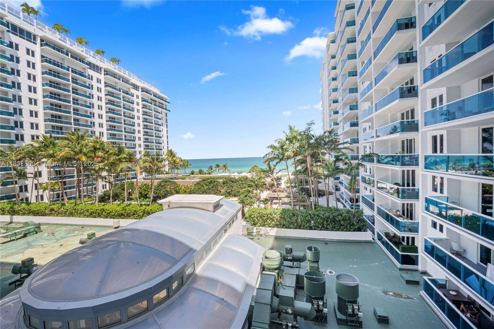 Roney Palace Unit #624 | Picture 25