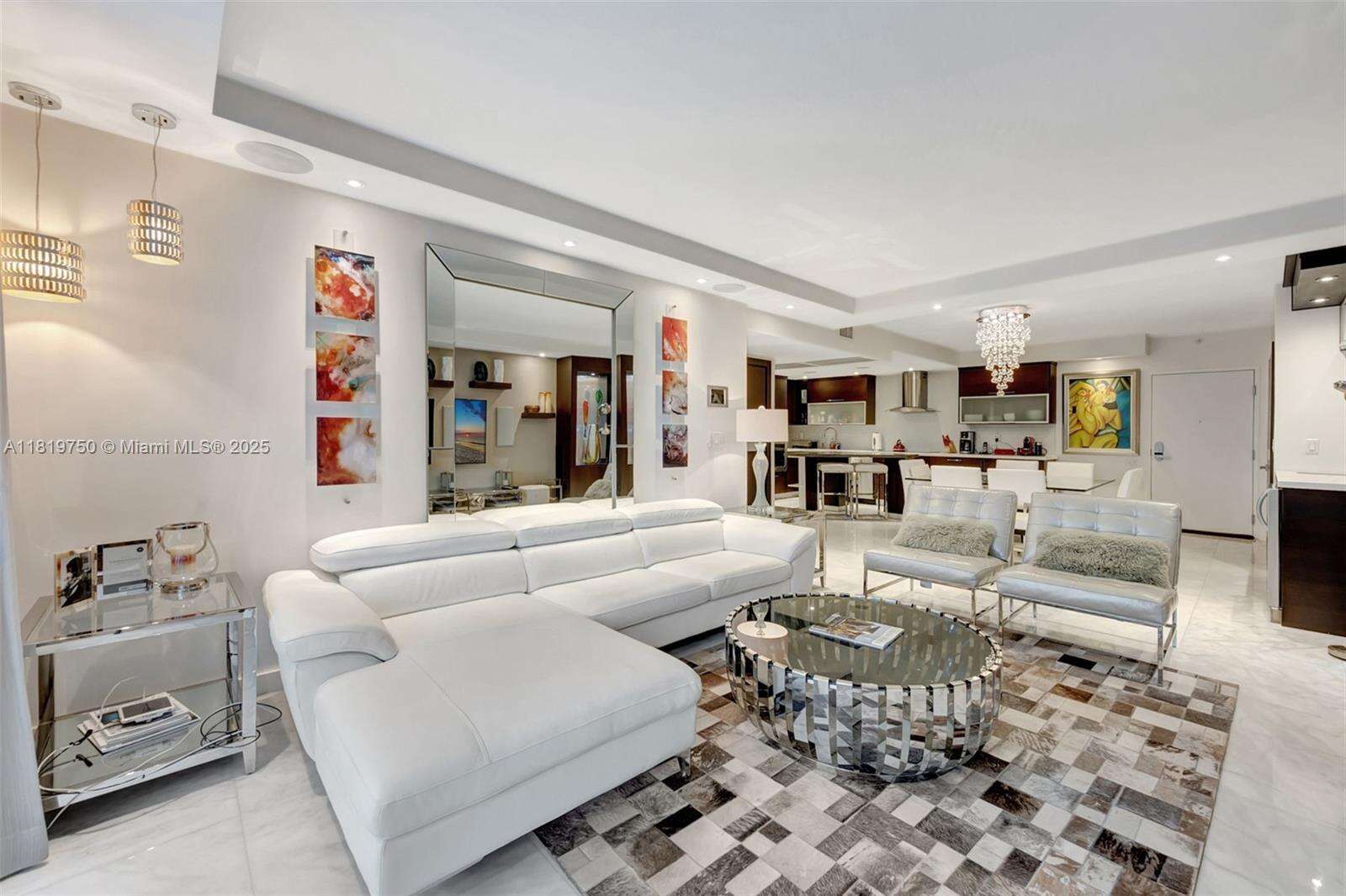 Roney Palace Unit #307 | Picture 4