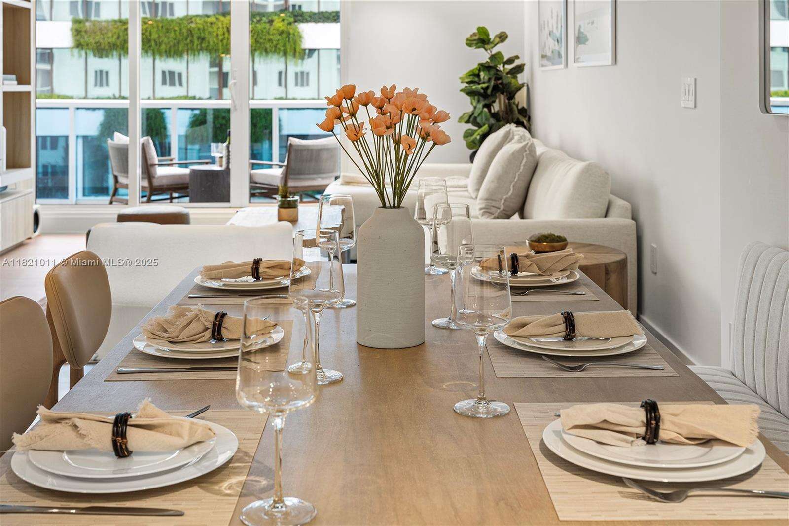 Roney Palace Unit #630 | Picture 2