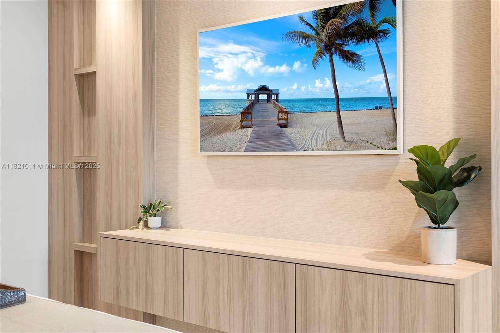 Roney Palace Unit #630 | Picture 18