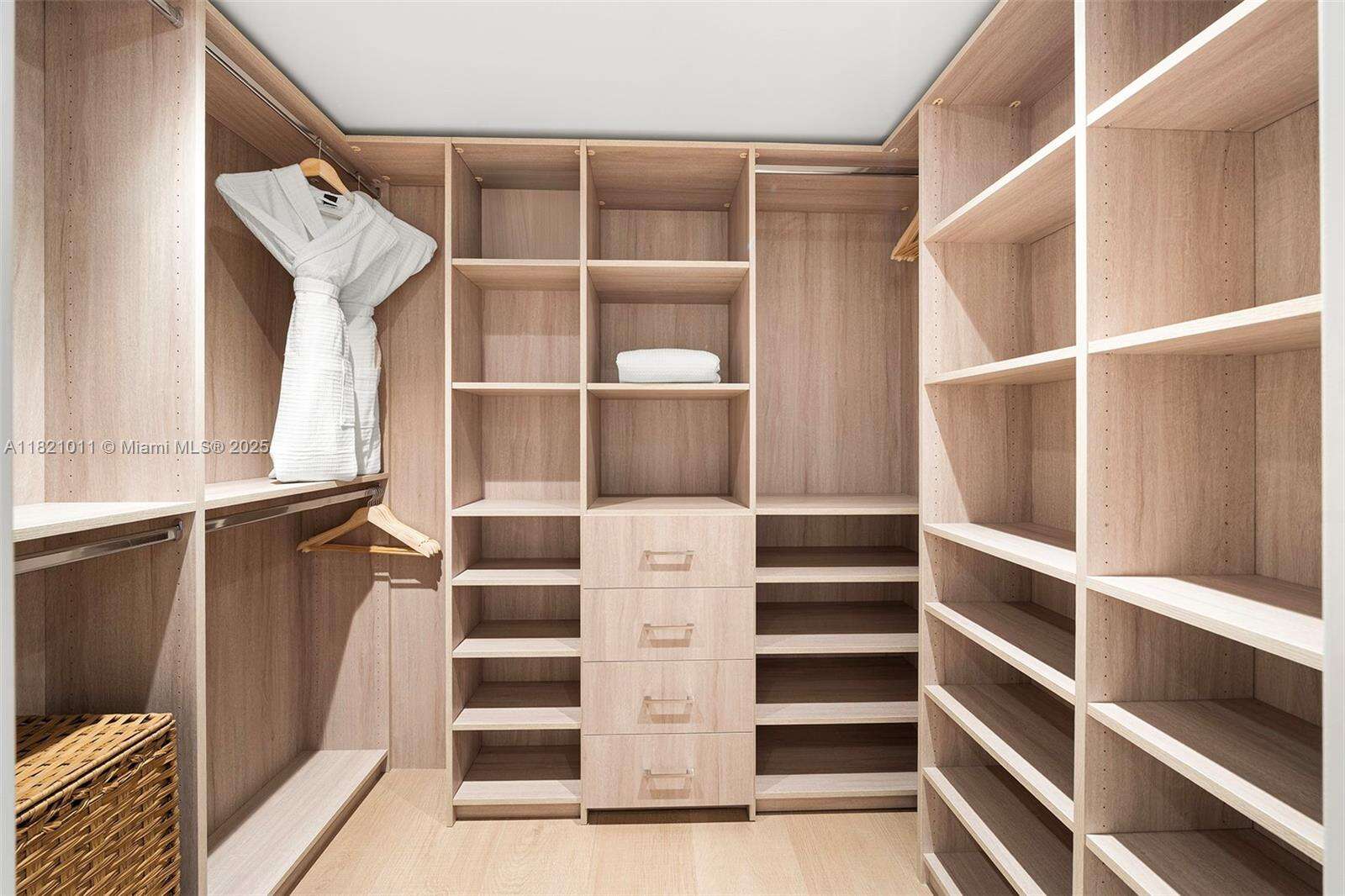 Roney Palace Unit #630 | Picture 21