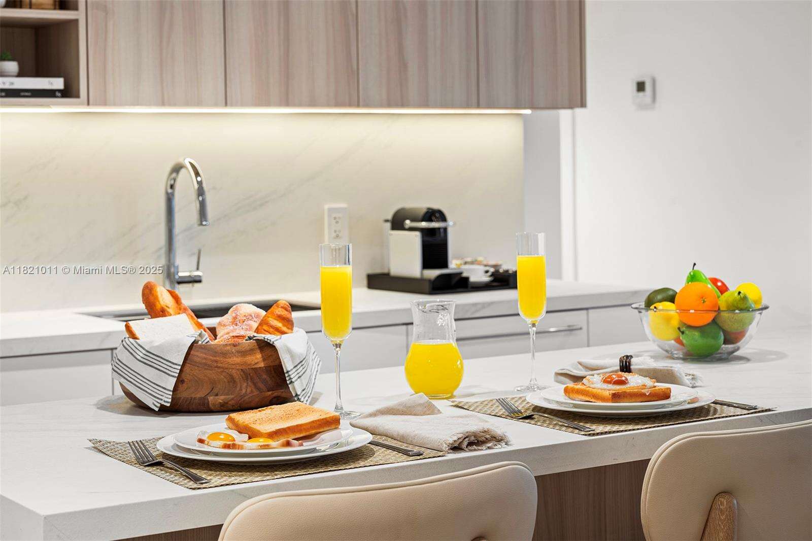 Roney Palace Unit #630 | Picture 35