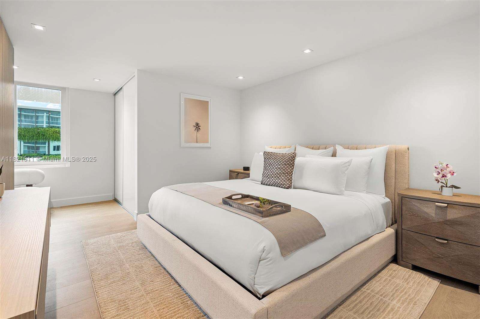 Roney Palace Unit #630 | Picture 6