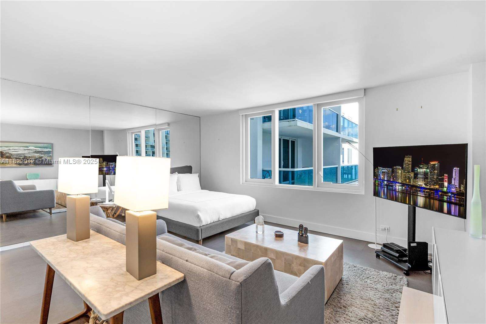 Roney Palace Unit #1543 | Picture 6