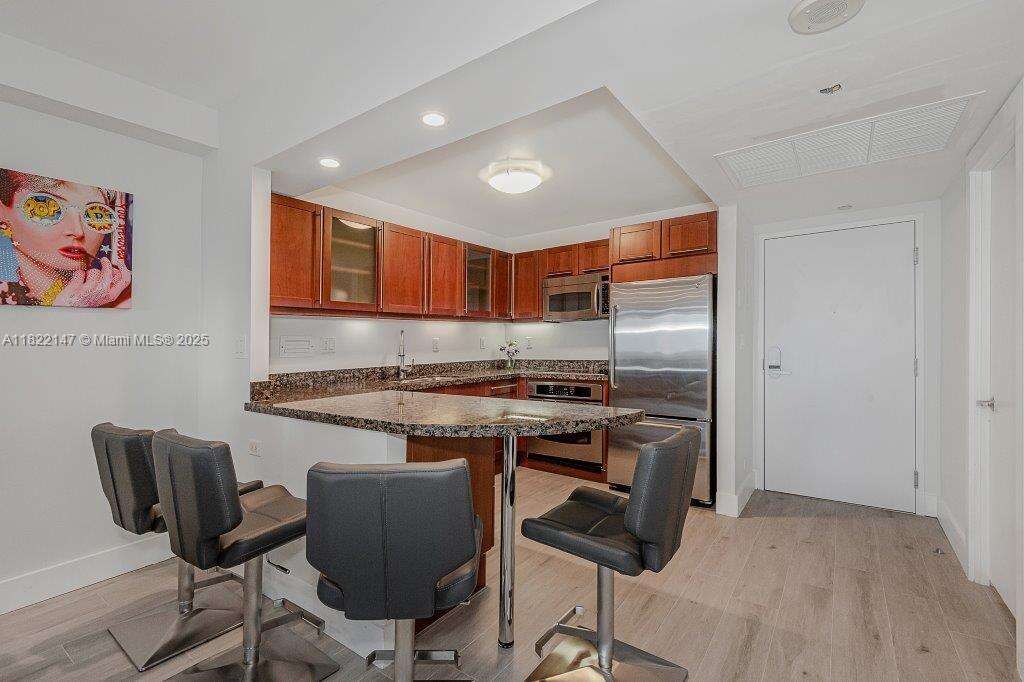 Roney Palace Unit #1531 | Picture 22