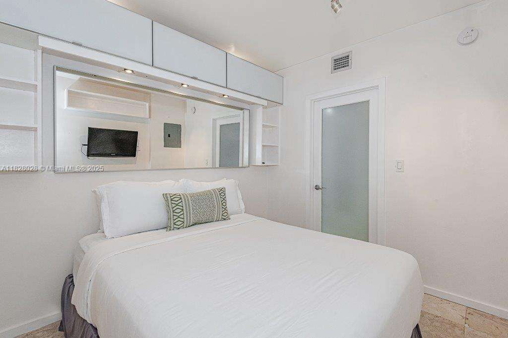 Roney Palace Unit #705 | Picture 20