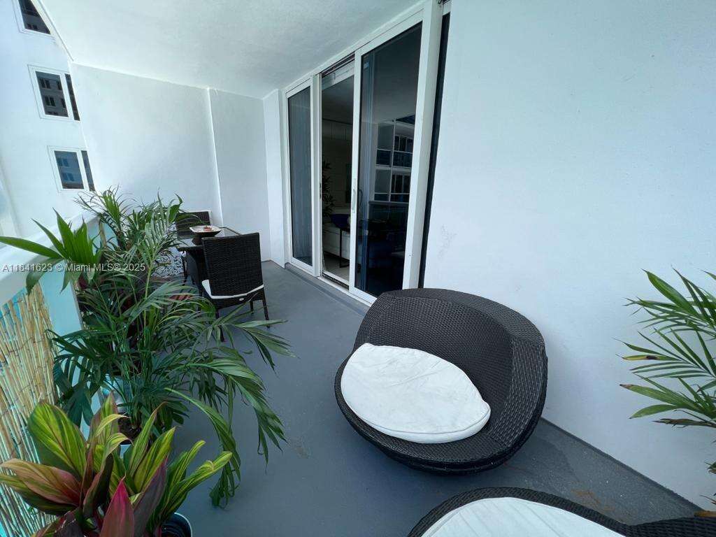 Roney Palace Unit #625 | Picture 12