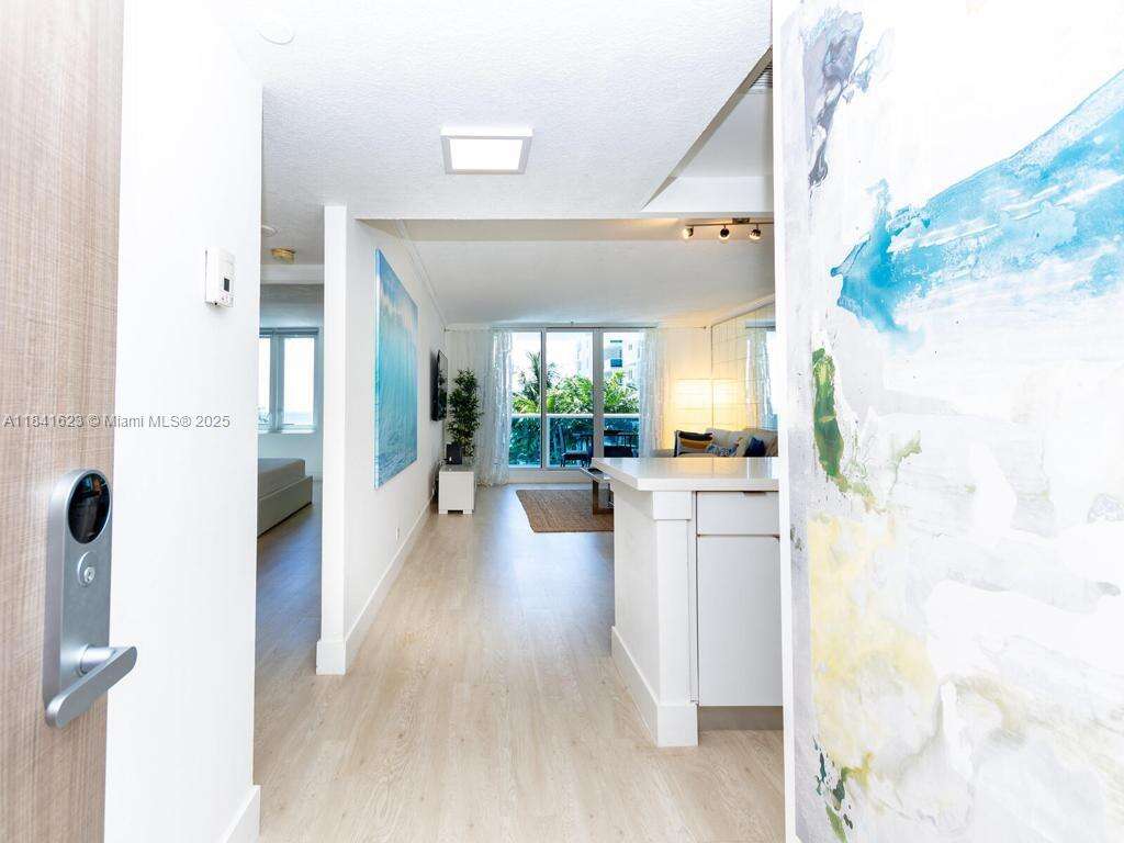 Roney Palace Unit #625 | Picture 13