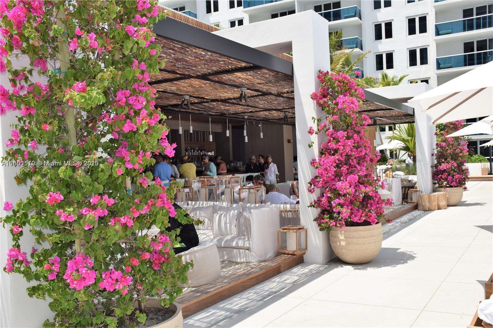 Roney Palace Unit #306 | Picture 9