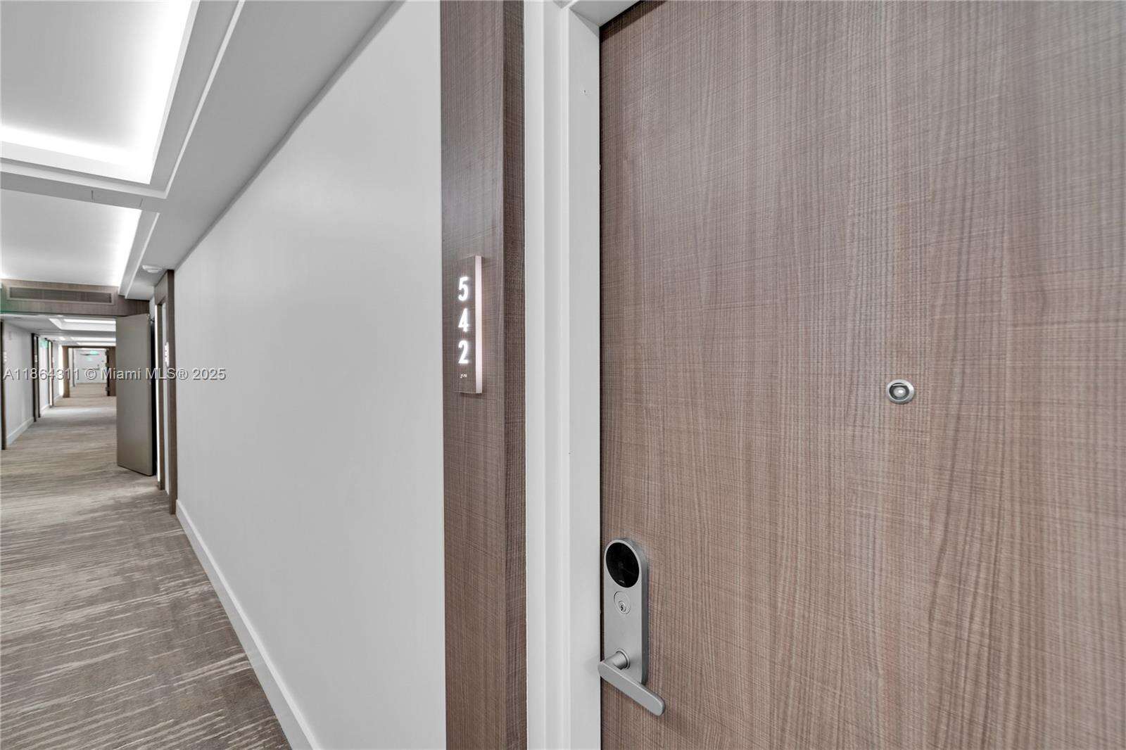 Roney Palace Unit #542 | Picture 4