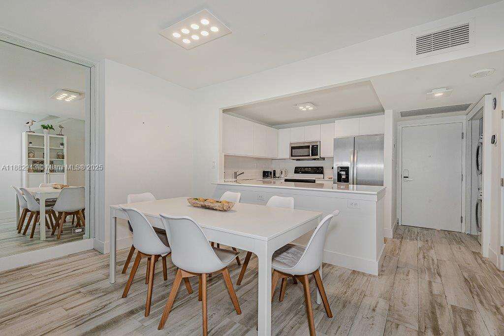 Roney Palace Unit #604 | Picture 18