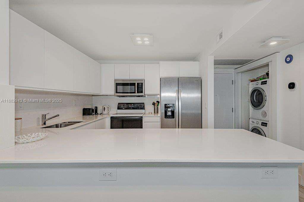 Roney Palace Unit #604 | Picture 19