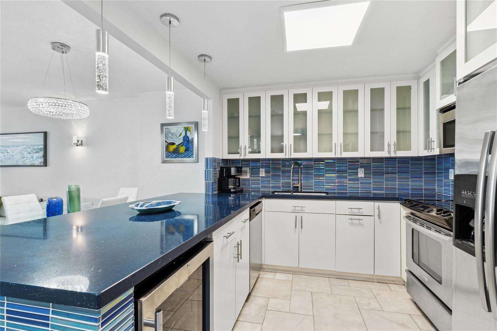 Roney Palace Unit #1015 | Picture 6