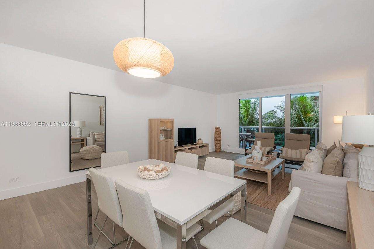 Roney Palace Unit #333 | Picture 2