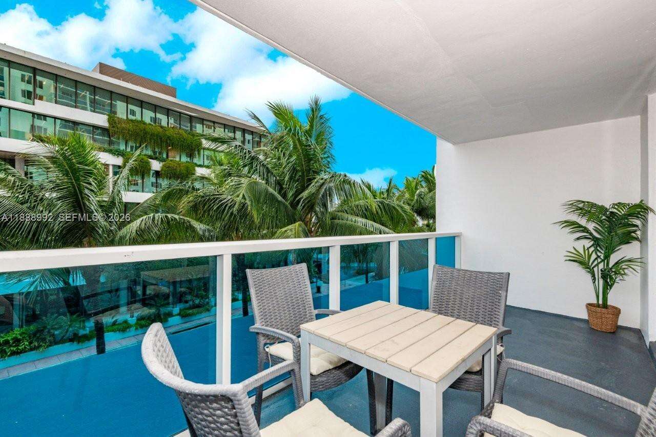 Roney Palace Unit #333 | Picture 27