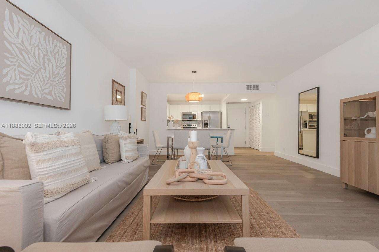 Roney Palace Unit #333 | Picture 5