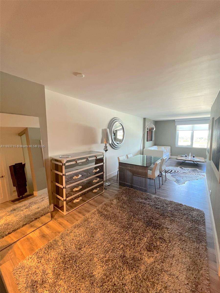 Roney Palace Unit #1232 | Picture 5