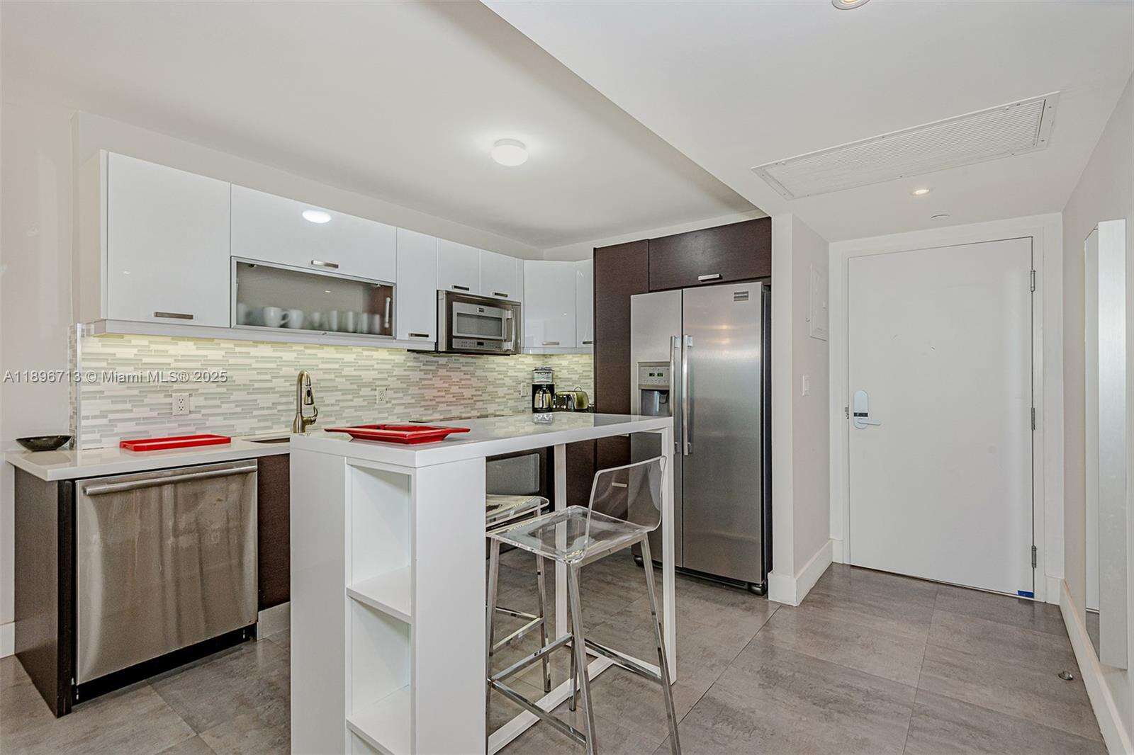 Roney Palace Unit #723 | Picture 18