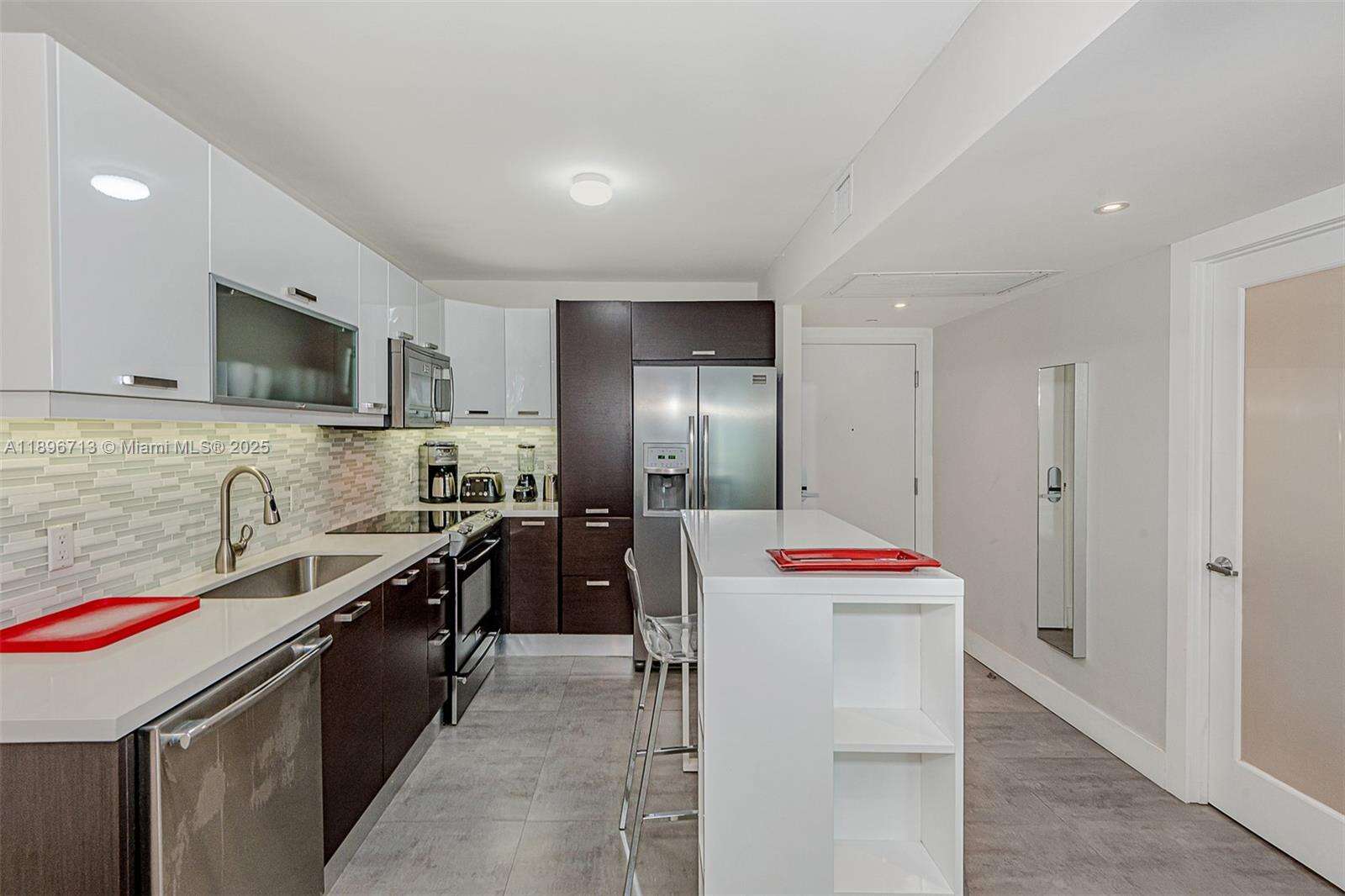 Roney Palace Unit #723 | Picture 19