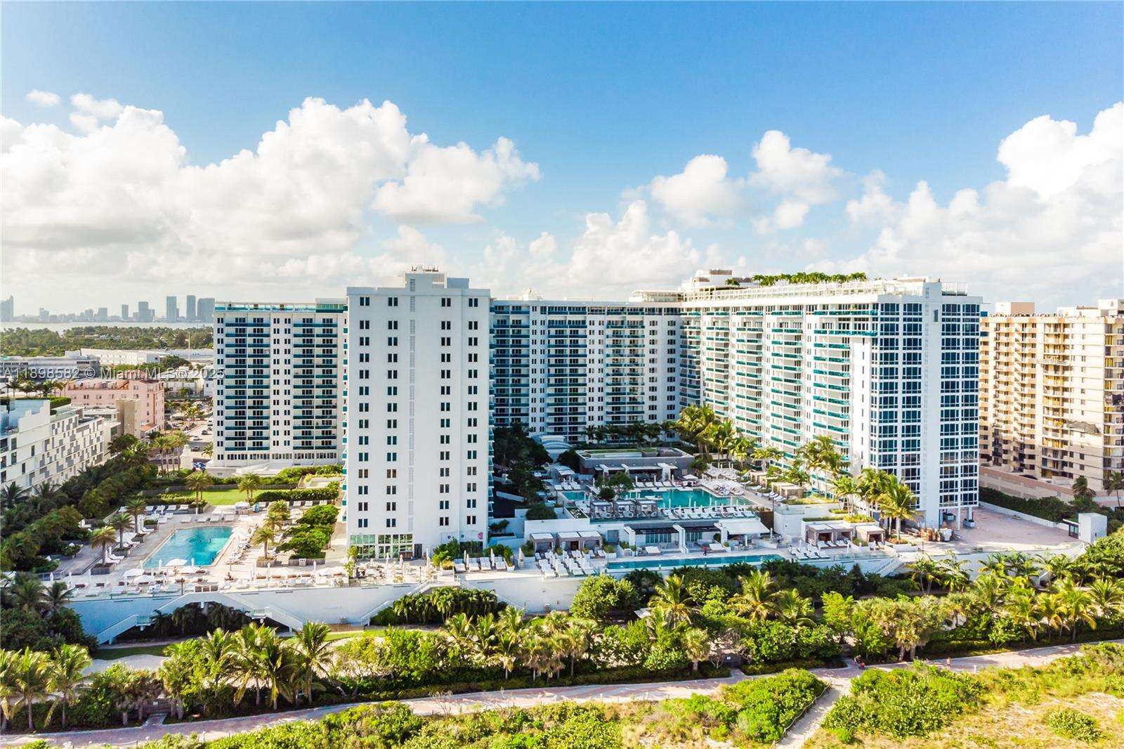 Roney Palace Unit #1543 | Picture 15