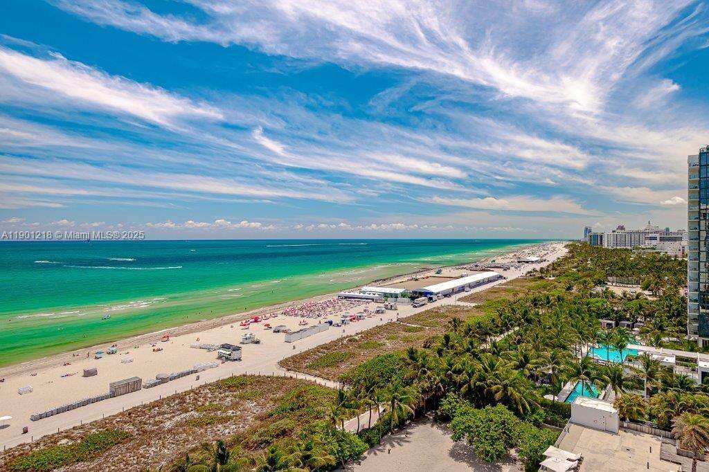 Roney Palace Unit #1210 | Picture 24