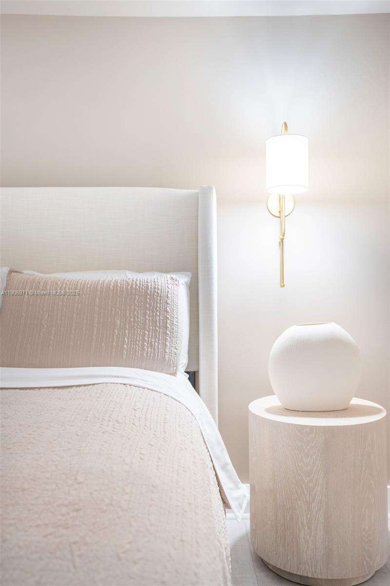 Roney Palace Unit #836 | Picture 9