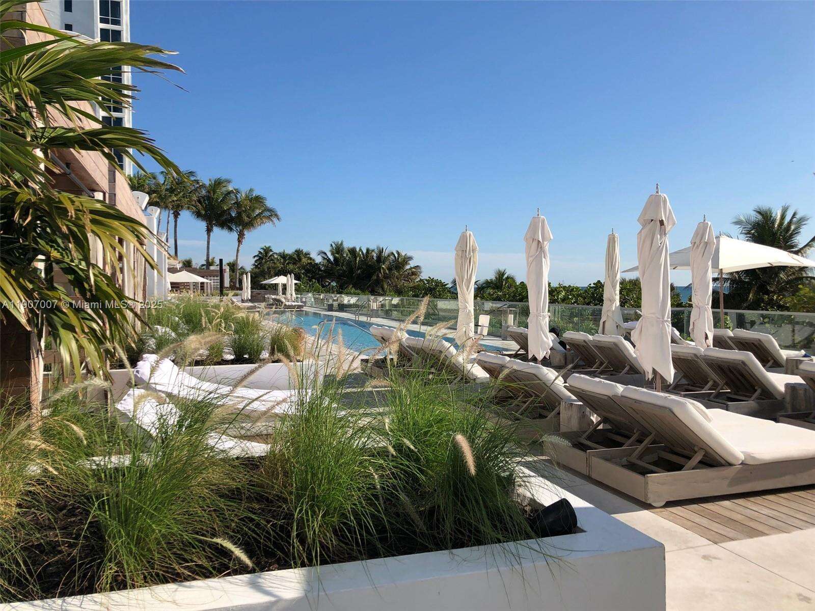 Roney Palace Unit #737 | Picture 14