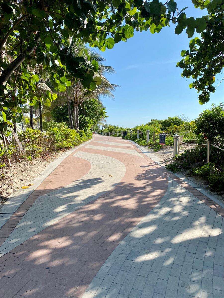 Roney Palace Unit #737 | Picture 21