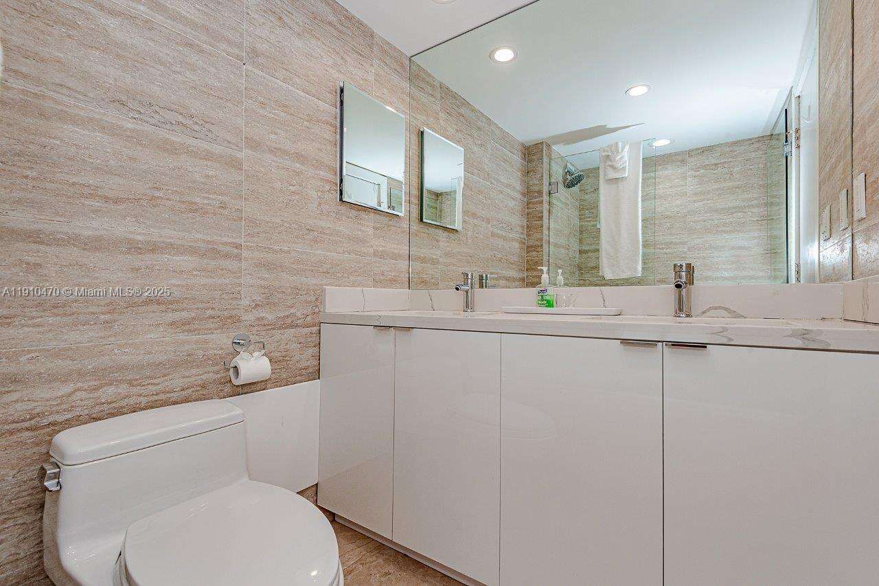 Roney Palace Unit #310 | Picture 25