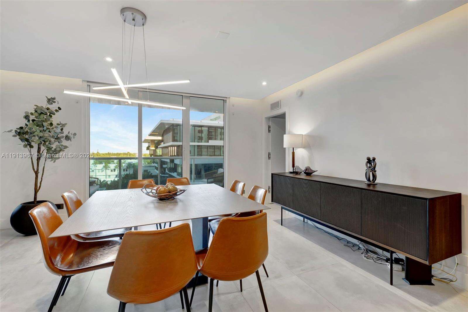 Roney Palace Unit #634 | Picture 42